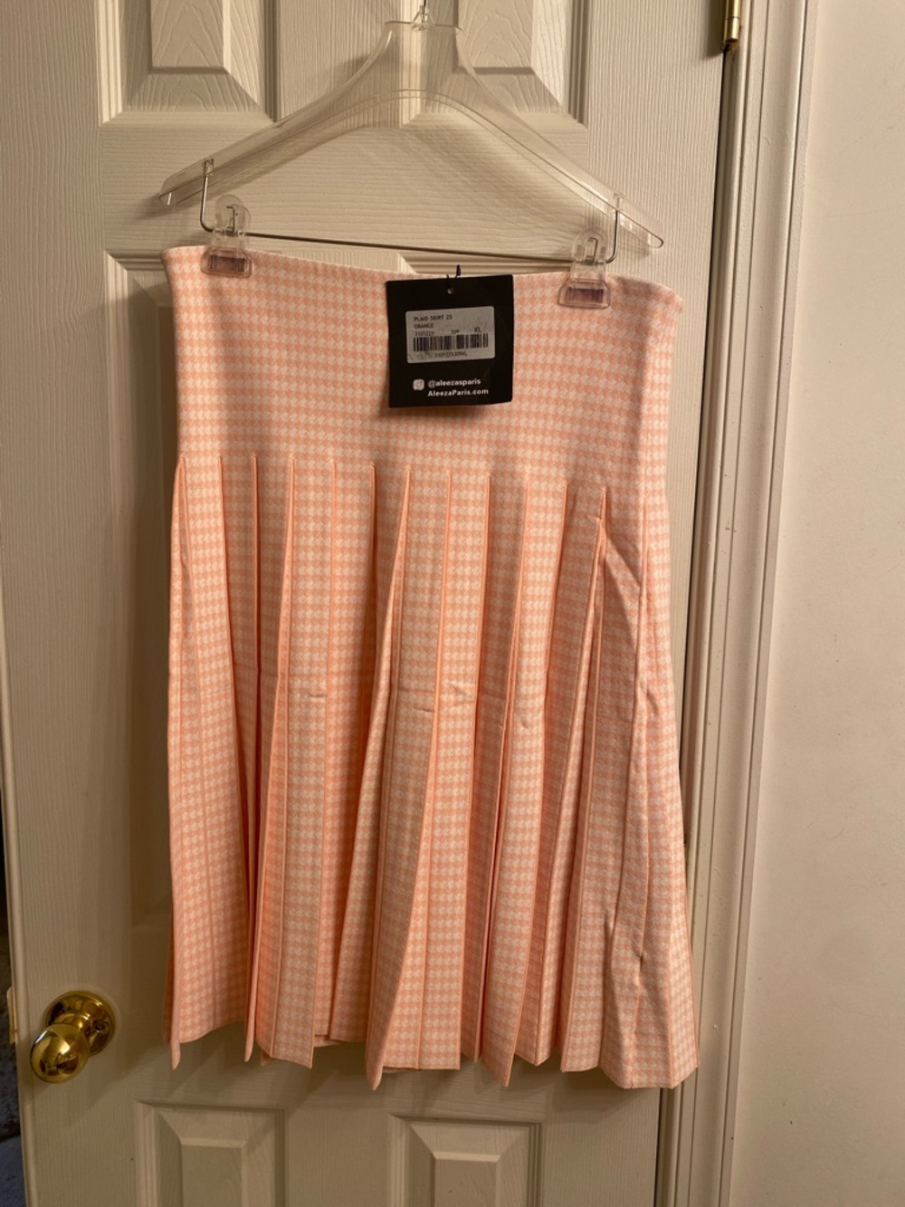 Aleeza Paris Orange Pleated Pink Houndstooth Women's Skirt